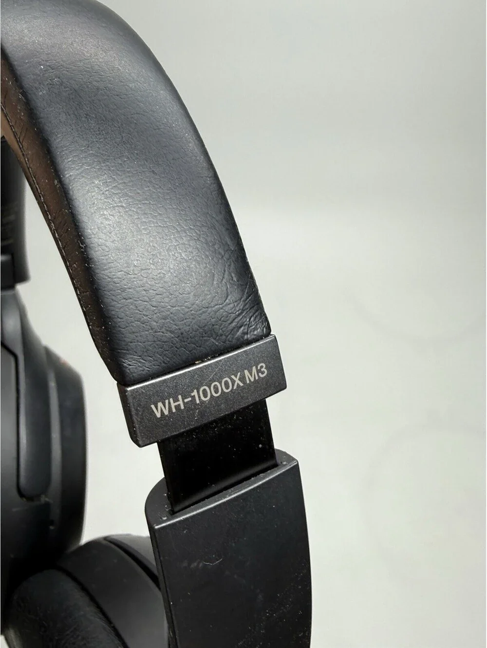 Sony WH1000XM3 Bluetooth Headphones - Black